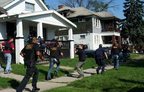 Medical_Marijuana_Raids_To_Continue_After_House_Defeats_Defunding_Bill